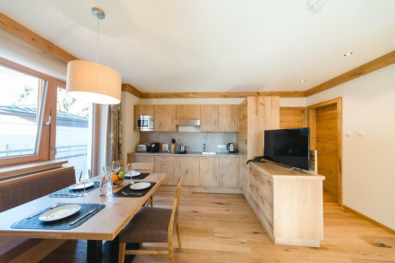 Hotel Giessenbach Fugen Bagian luar foto