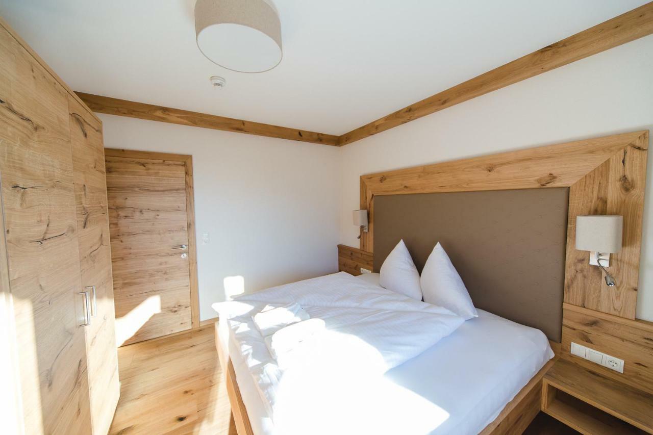 Hotel Giessenbach Fugen Bagian luar foto